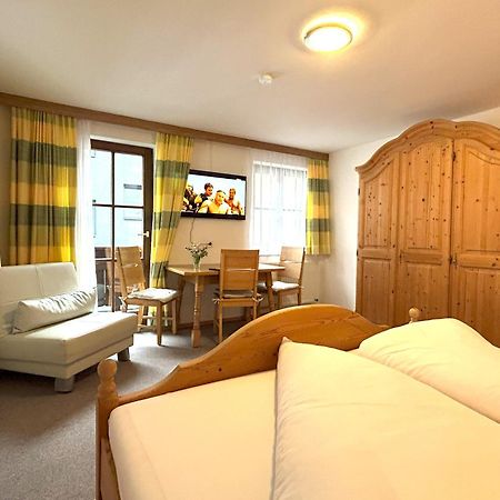 Appartements Sonnenstein Soelden, Close To Lift & Centre ภายนอก รูปภาพ