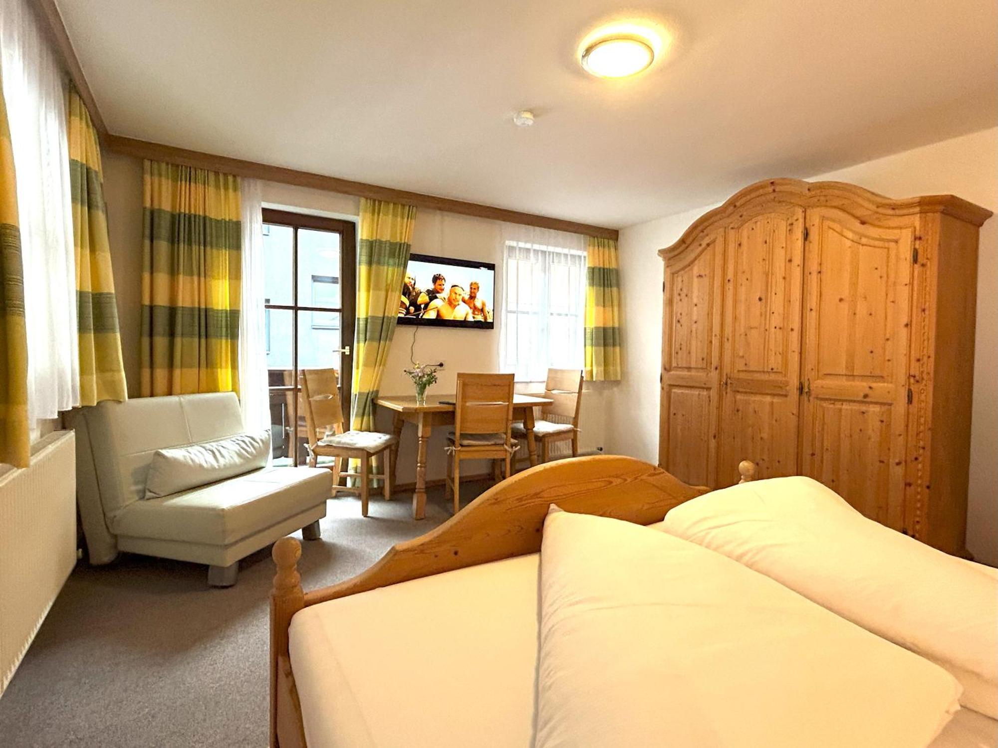 Appartements Sonnenstein Soelden, Close To Lift & Centre ภายนอก รูปภาพ